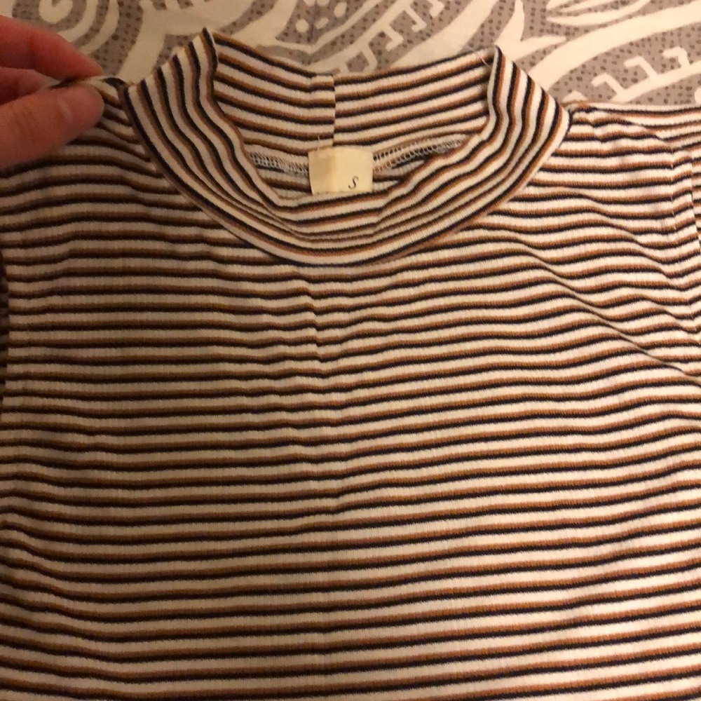 Striped tank top with a high neck!